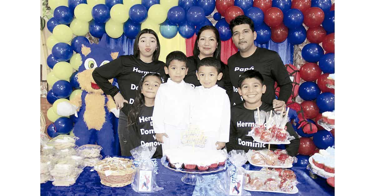 Celebran bautizo y cumpleaños a Dominic y Donovan