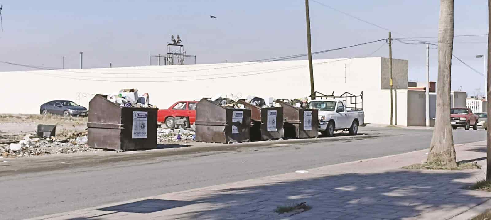 Y los contenedores llenos en el oriente