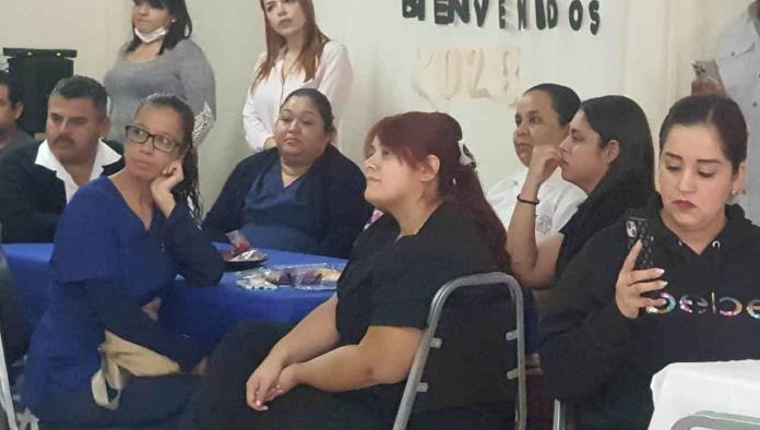 Celebra DIF a enfermeras