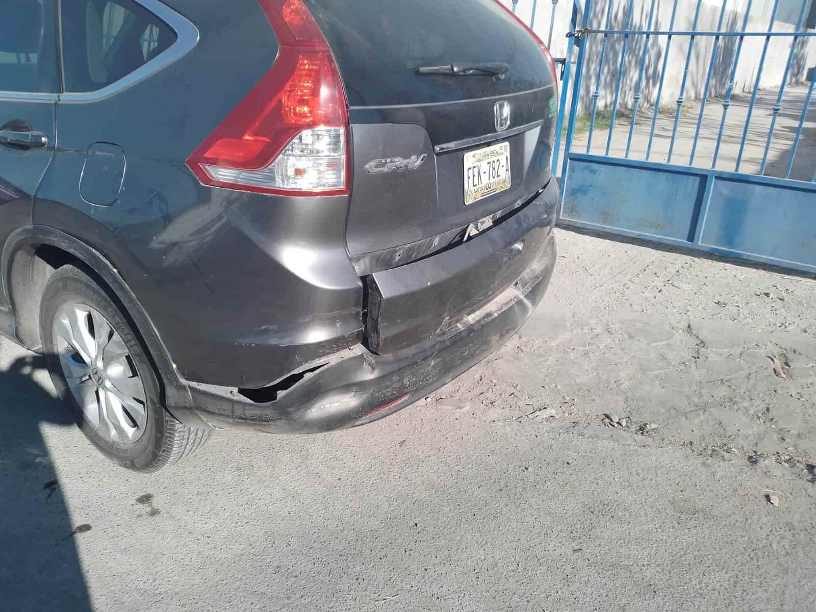 Choca ‘troca’ y sale huyendo