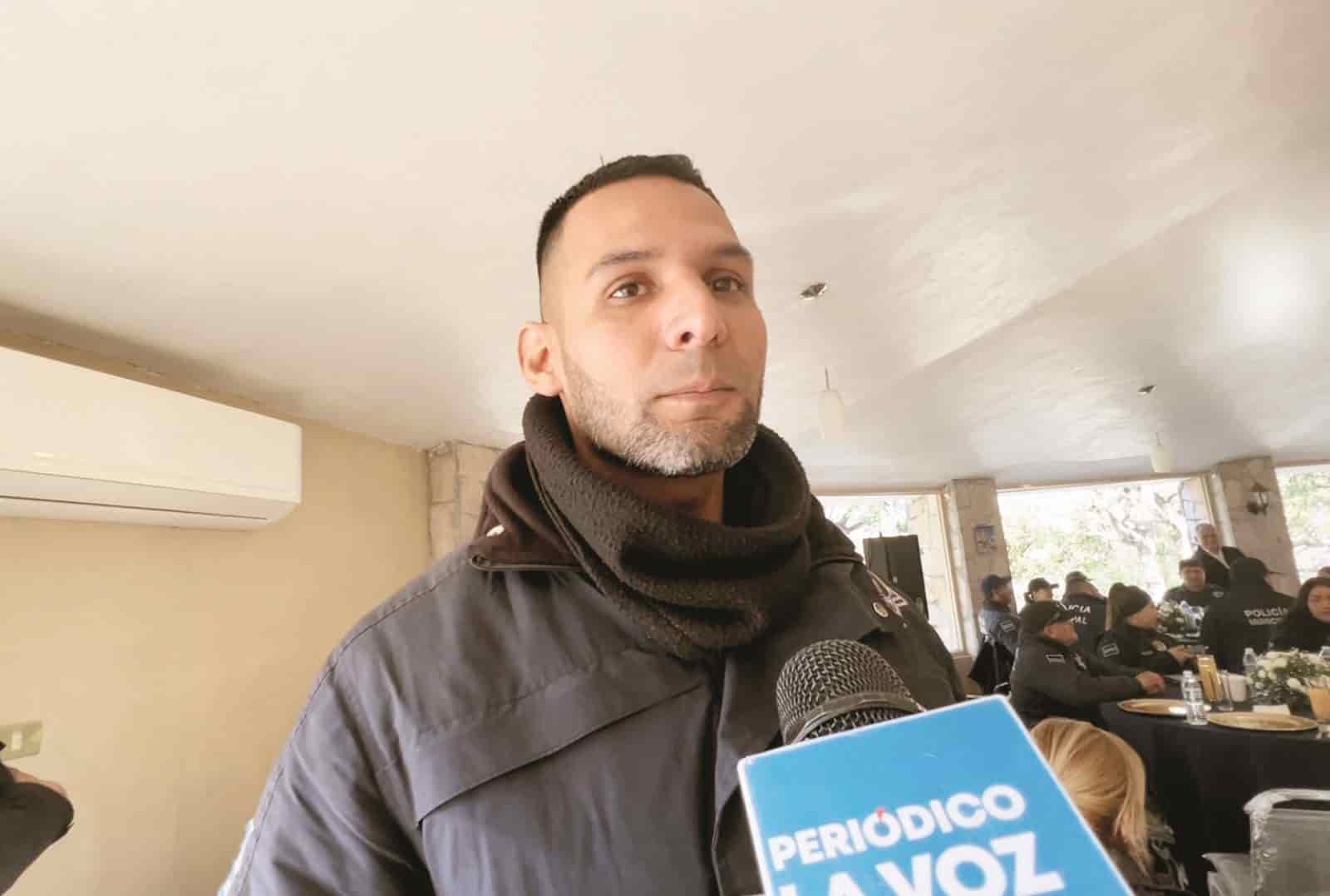 “Damos policías la vida por ustedes”