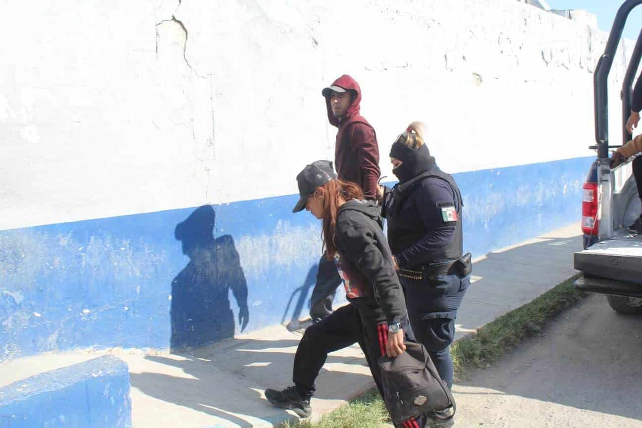 Les agüitan su ‘loquera’