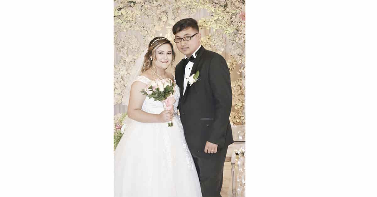Nancy y Lui8s Mario son marido y mujer