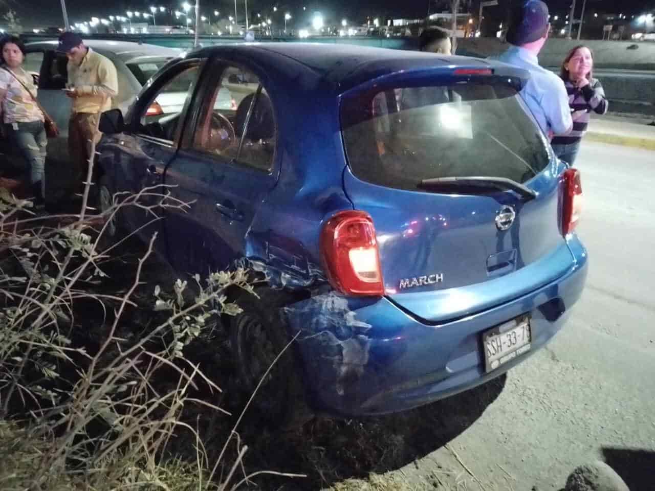 Le ‘pega’ taxista por desesperada 