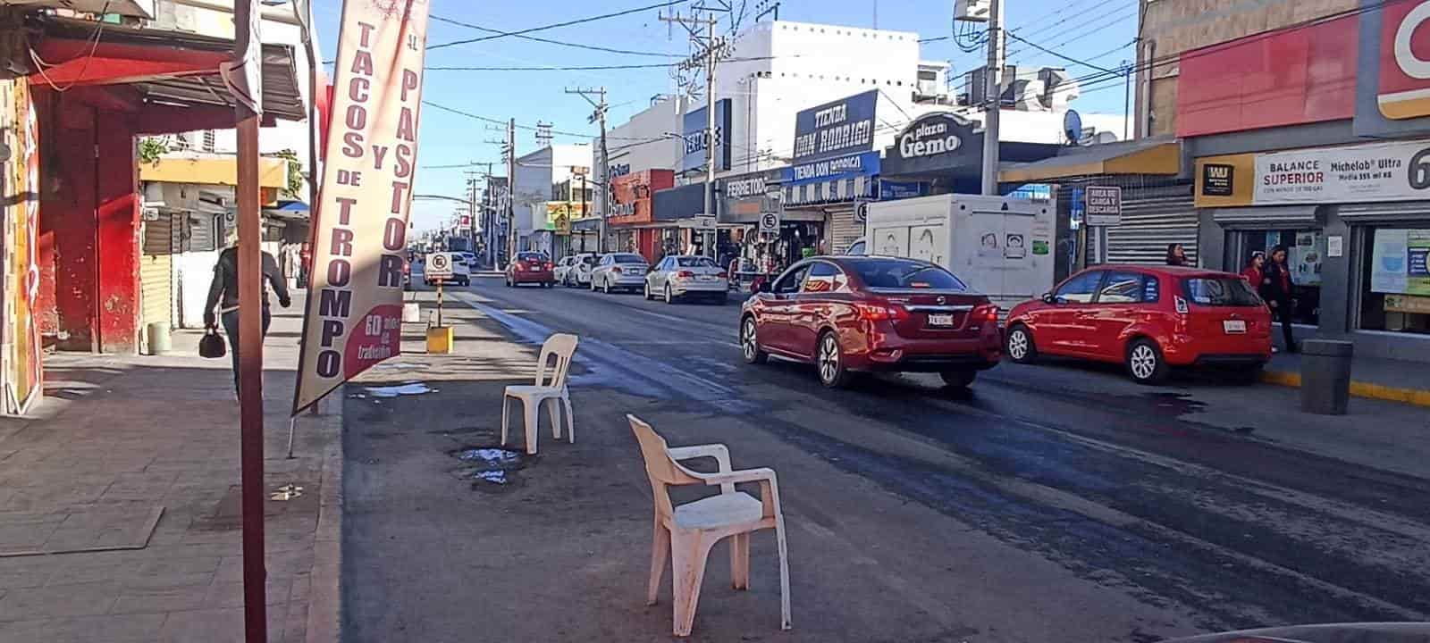 Hasta 10 vueltas para hallar estacionamiento