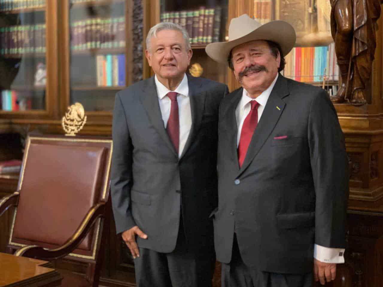 “Yo apoyo a quien ganó la encuesta. Porque si no lo digo se presta a no sé cuantas interpretaciones”: AMLO. Foto de archivo