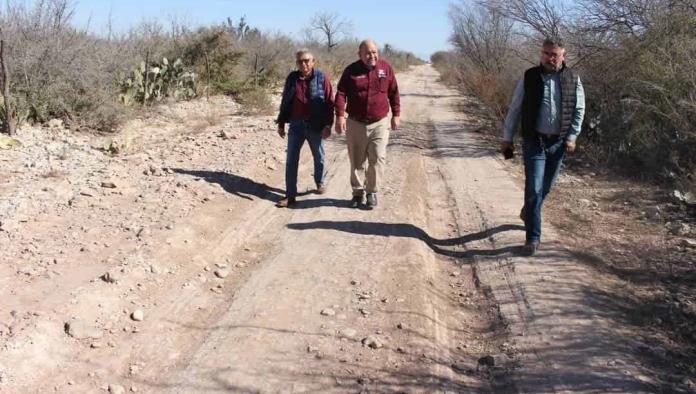 Recorre alcalde las zonas rurales