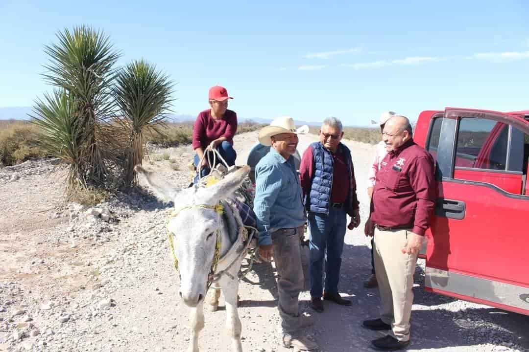 Recorre alcalde las zonas rurales