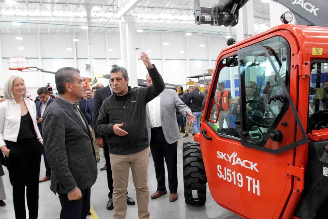 Inaugura MARS empresa SkyJack