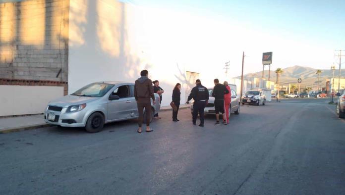Enfurece conductora por choque ‘balín’