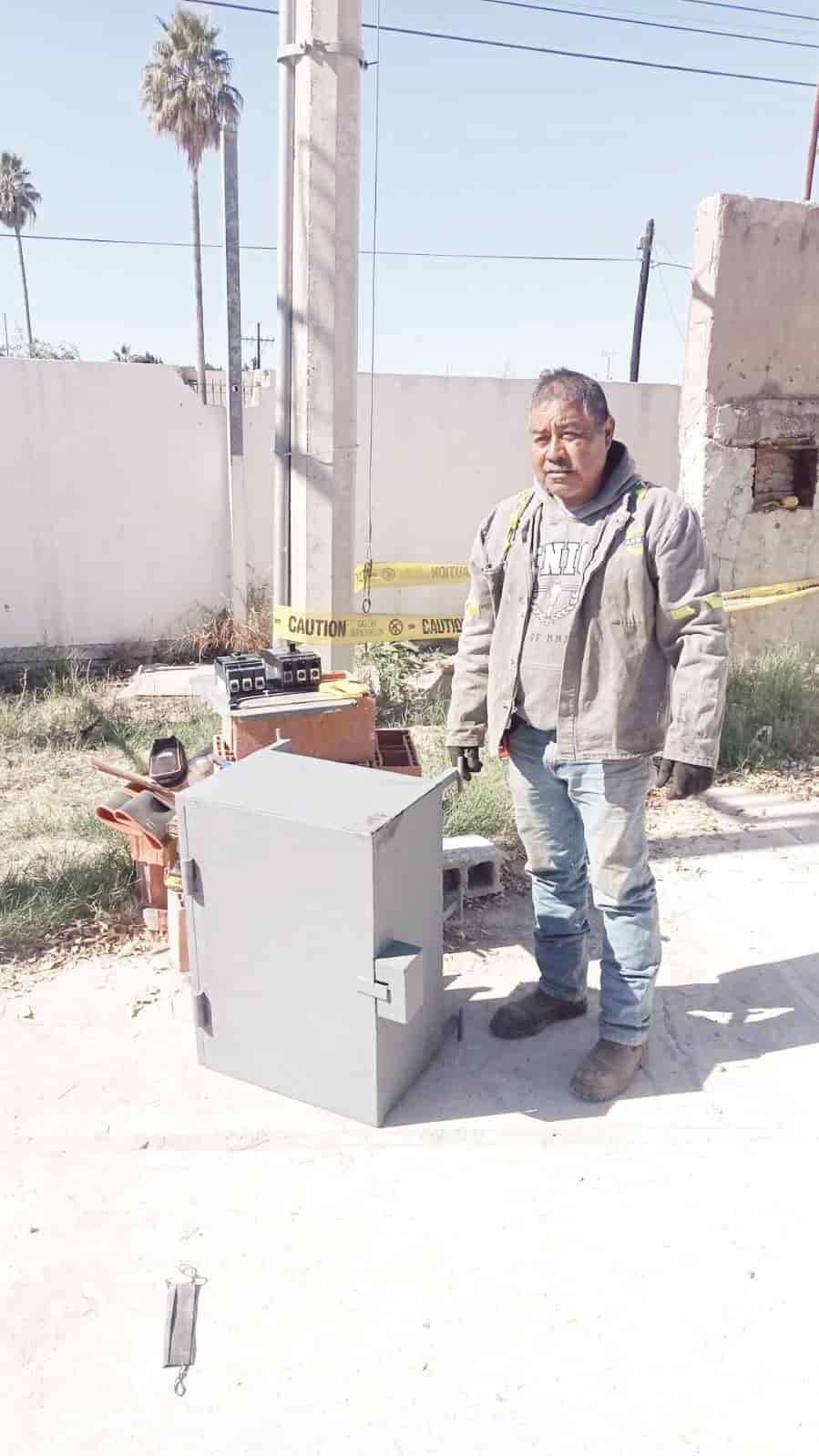 Ponen cableado a la Escuela Moderna
