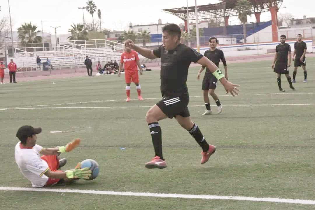 Alpine goleó al Necaxa
