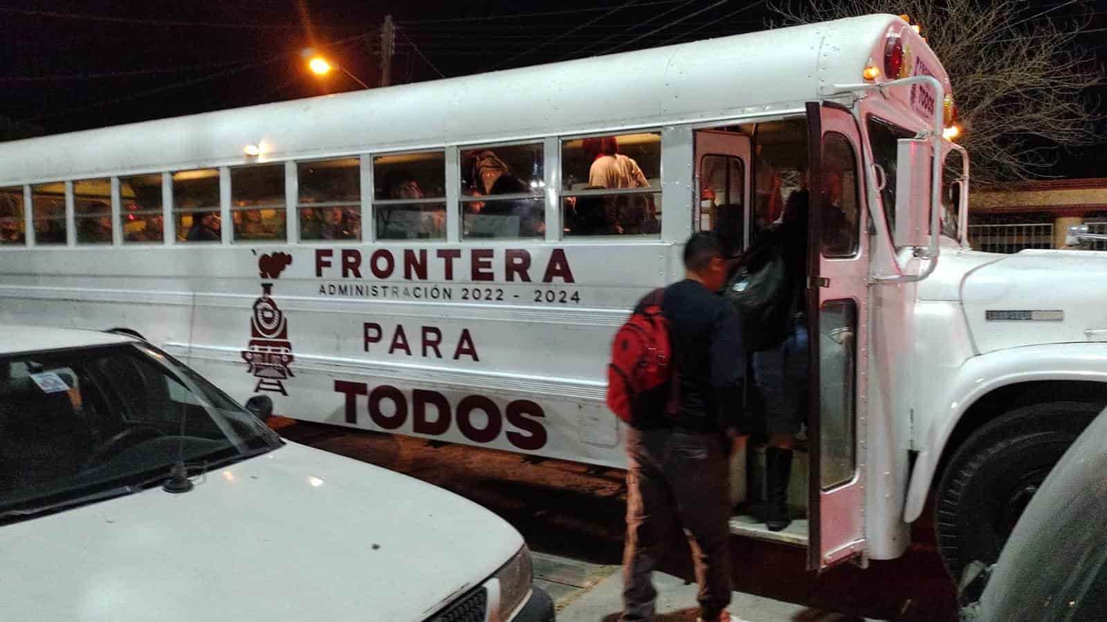 Maneja Piña FronteraBus