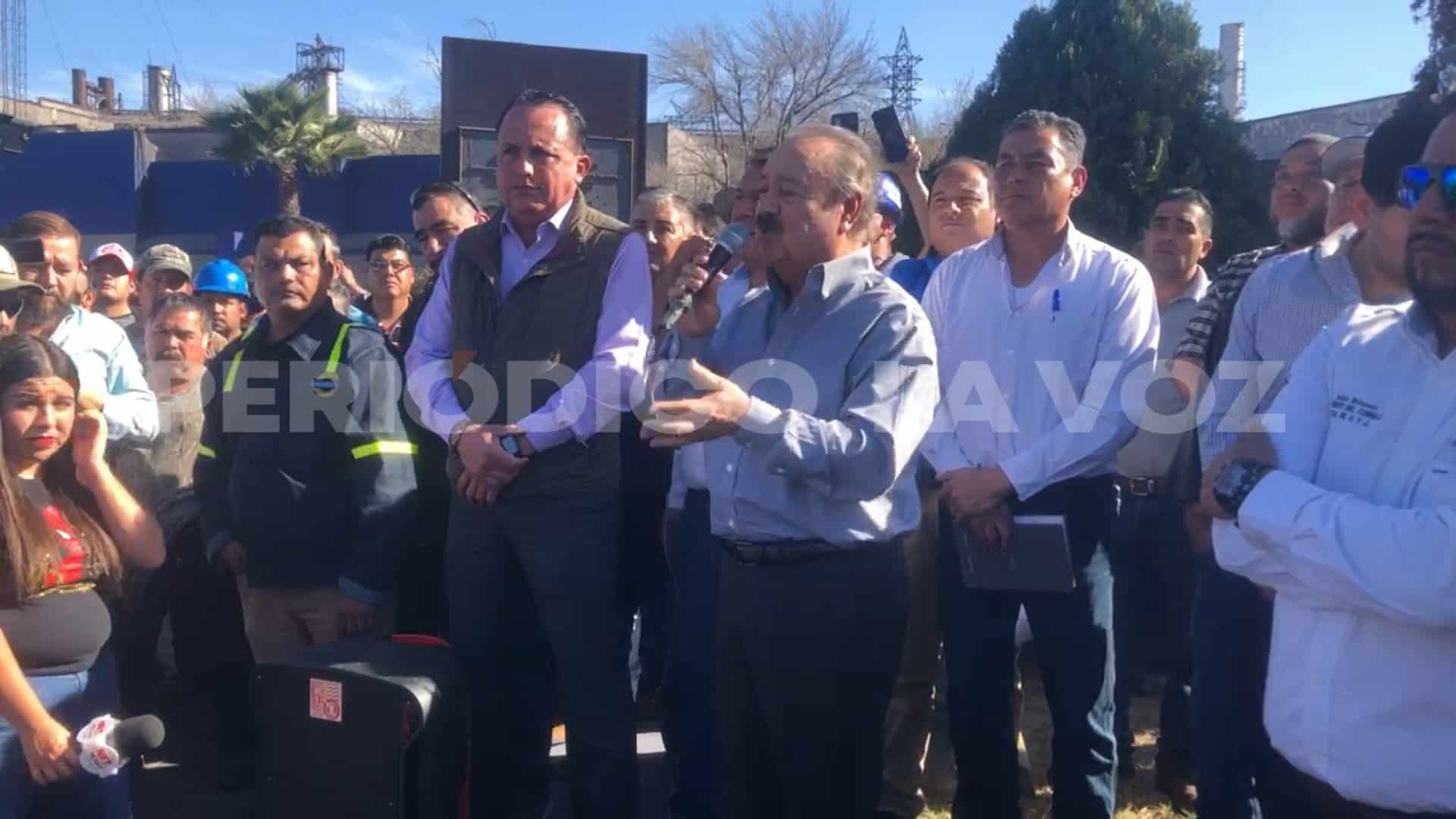 “Estamos en posibilidad de pagar entre mañana por la tarde y el viernes por la mañana a más tardar prometió Enrique Rivera Gómez, director de Relaciones Laborales de AHMSA
