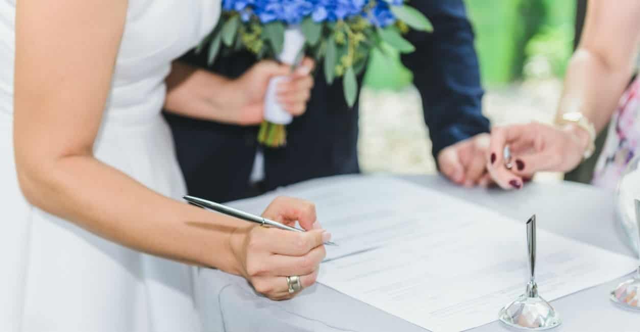 El próximo 17 de febrero, tentativamente, se llevarán a cabo en Sabinas las bodas comunitarias.