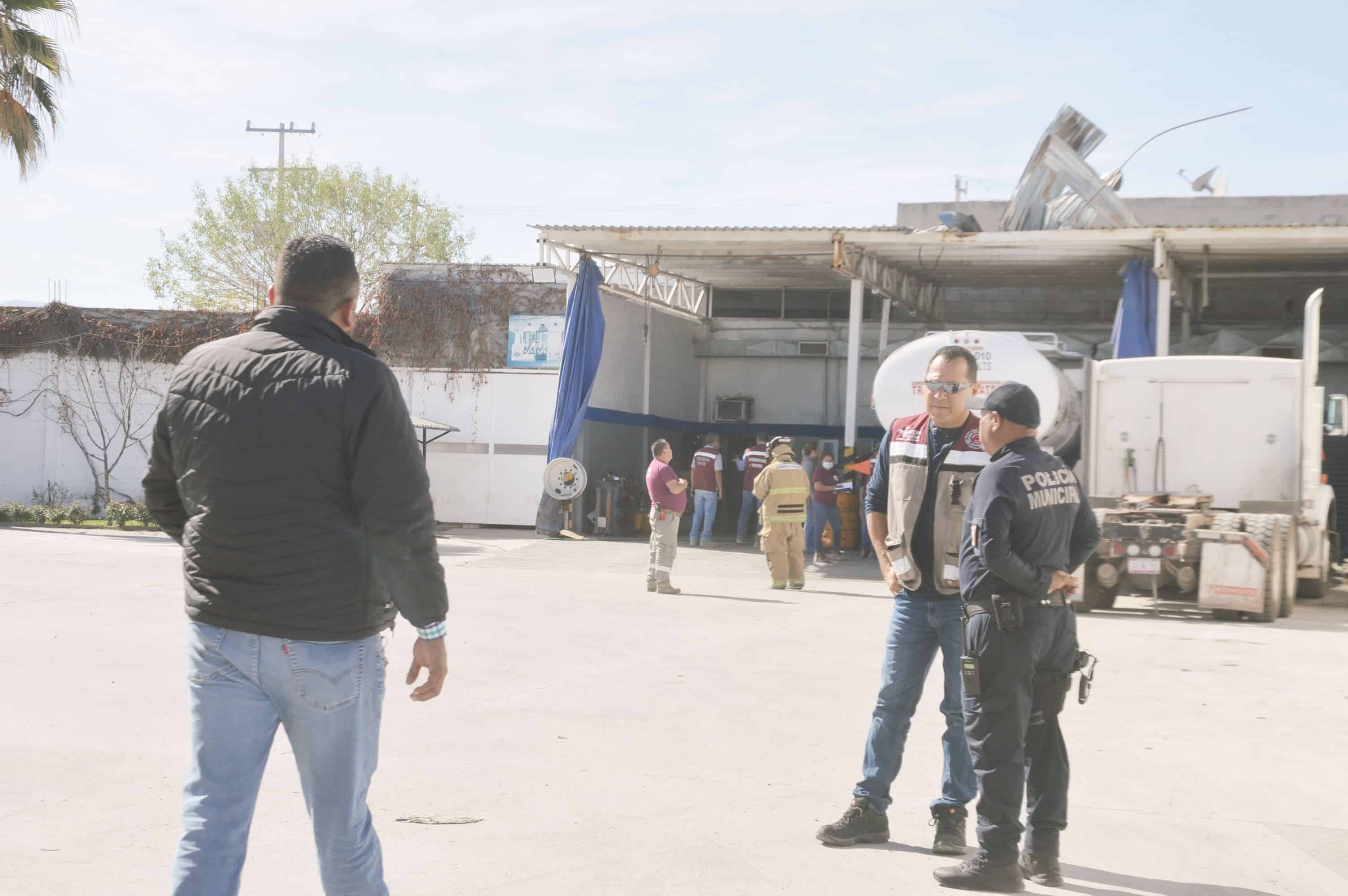 ¡Explosión en pipa!