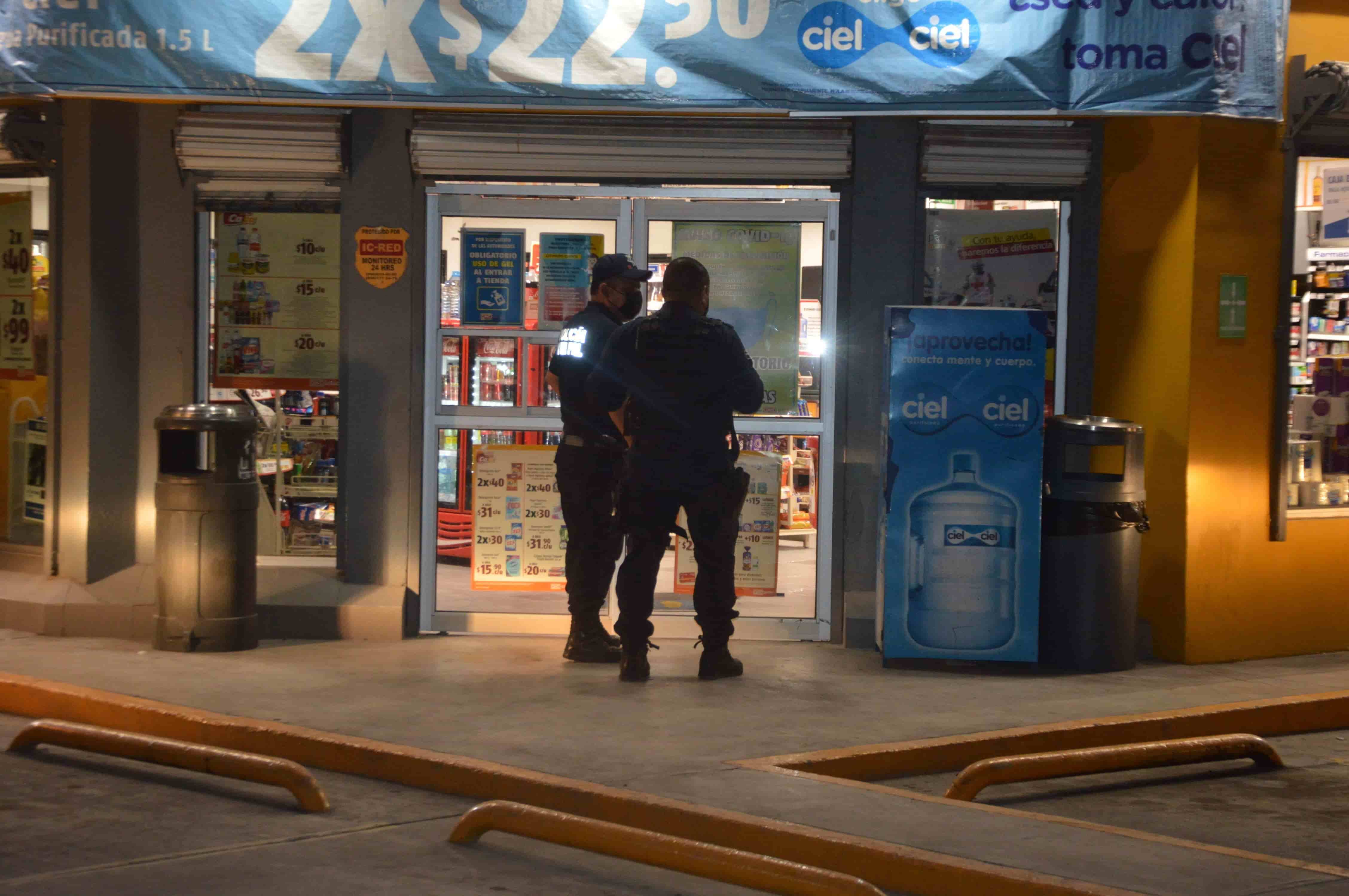 Roban negocio ‘Bonnie’ y ‘Clyde’