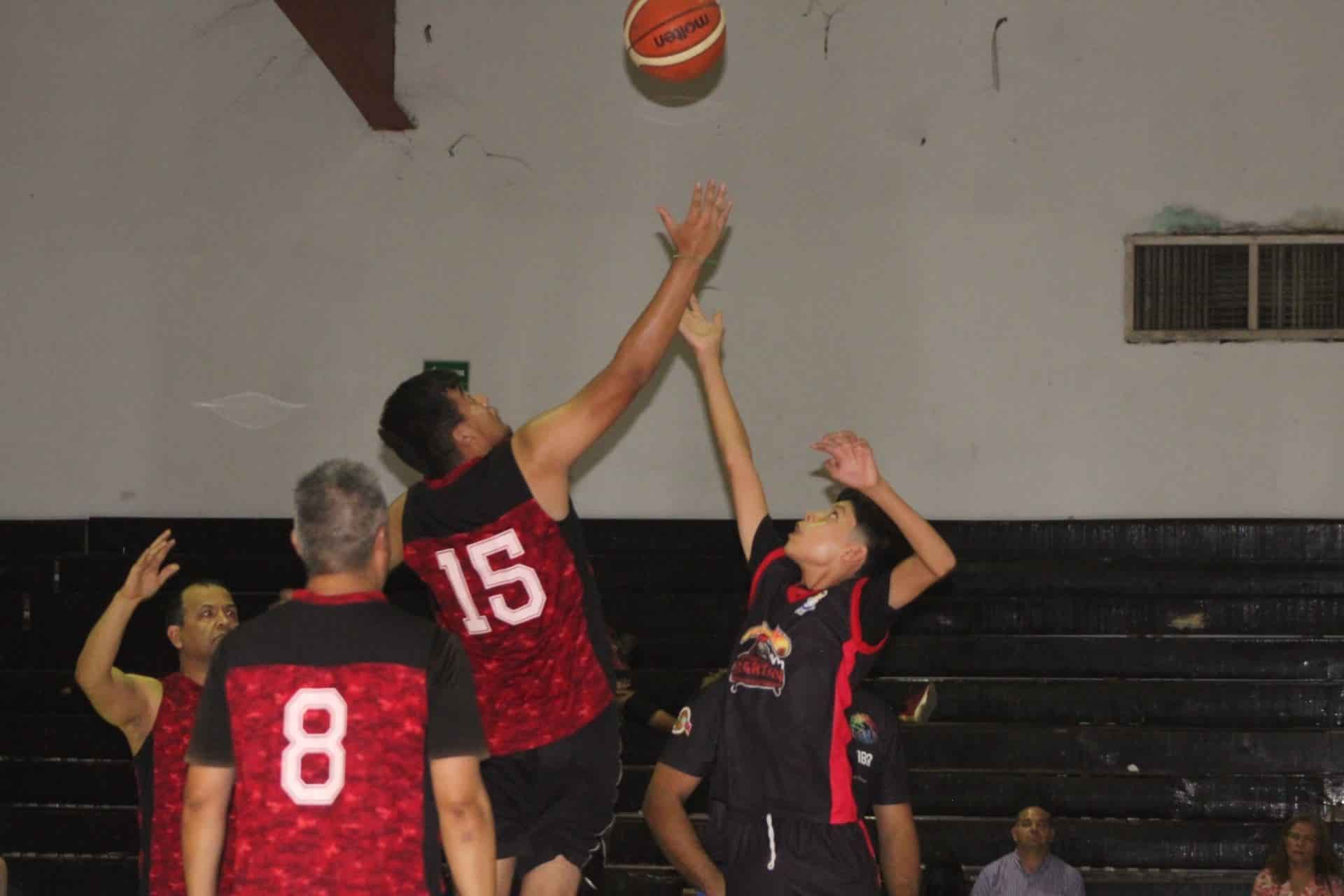 Nogaleros con un gran paso rumbo a play off