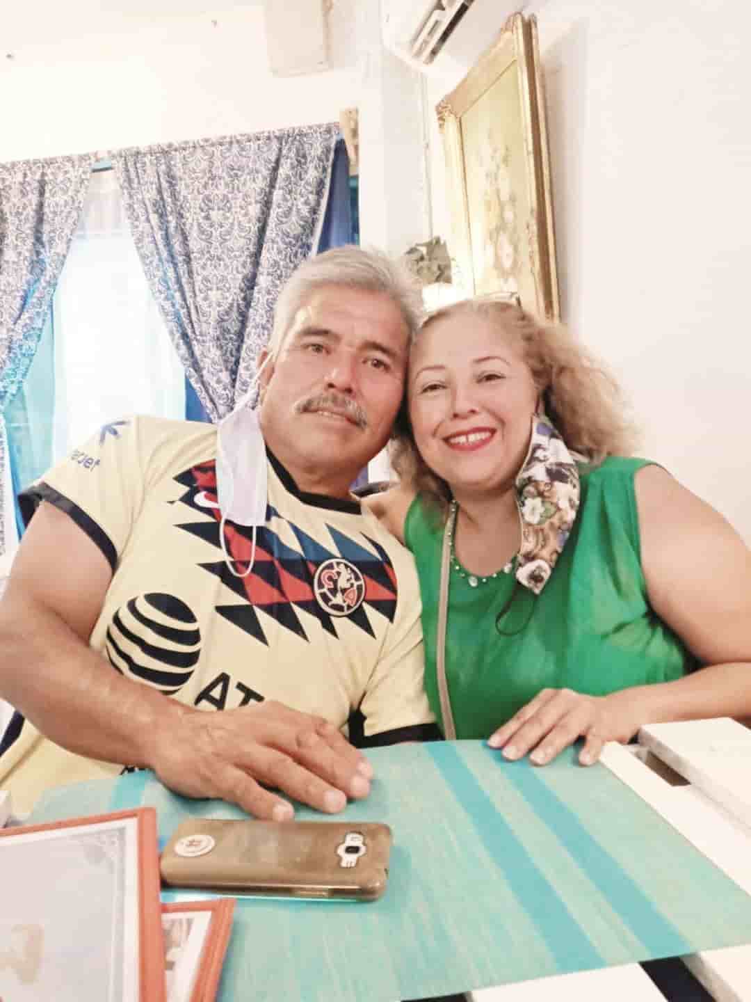 Juntos tenían que irse