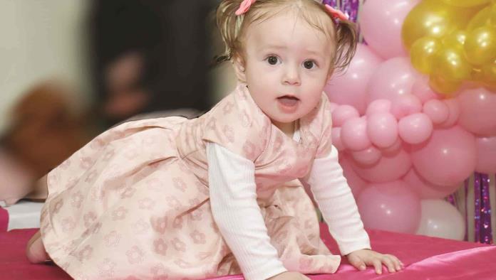 El primer cumpleaños de Rebeca Kelly