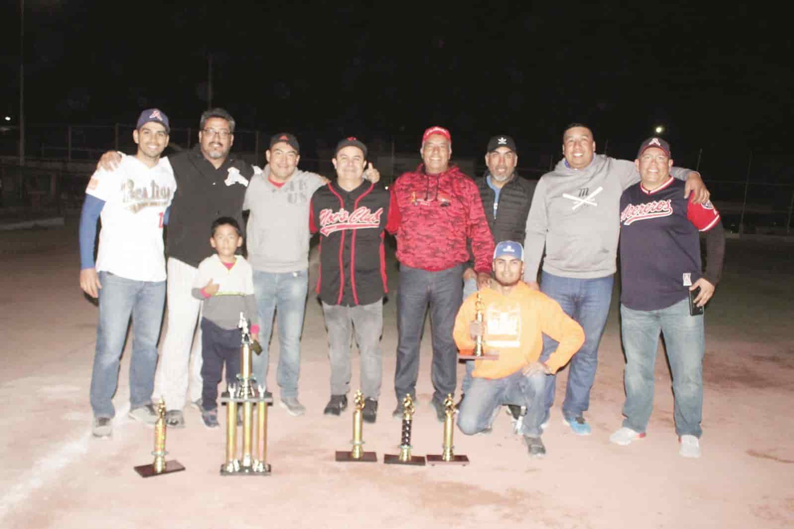 Inauguran edición 43 de softbol