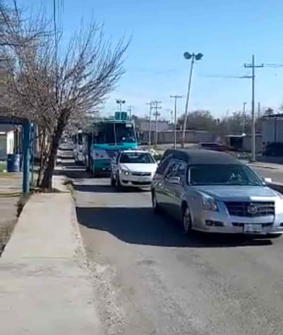 Muere única mujer chofer de autobuses 