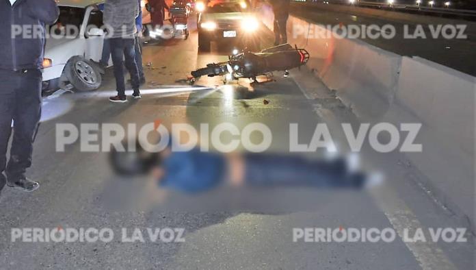 Casco salva vida a motociclista