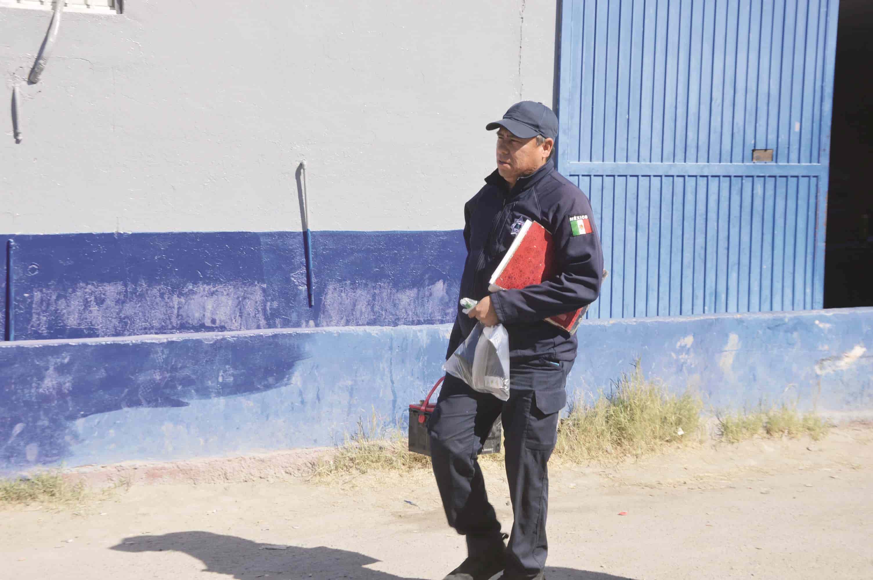 ‘Tuerce’ a ladrón robándole batería 