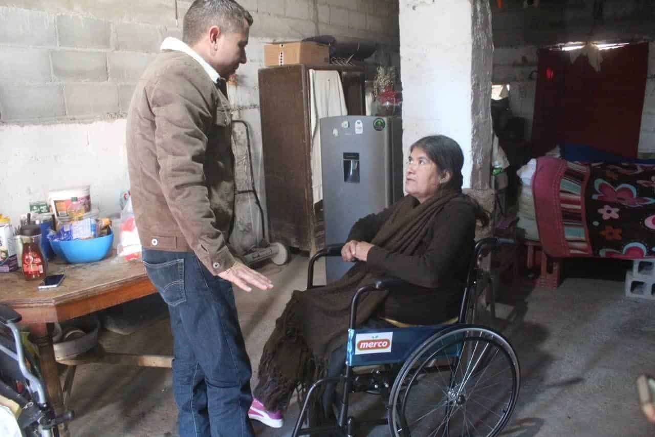 Entrega San Buena apoyos a familias