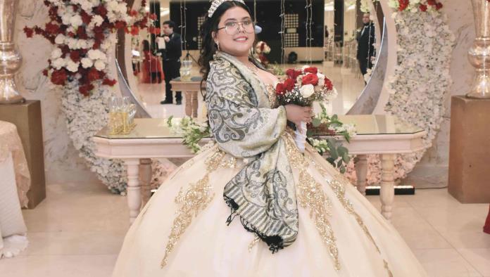 Isis Regina llega a sus XV primaveras