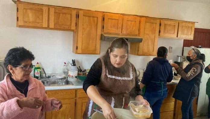 Atiende Pily Valenzuela  a comedor comunitario