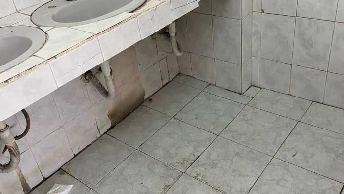 Exhibe estudiante fallas en CETIS 46