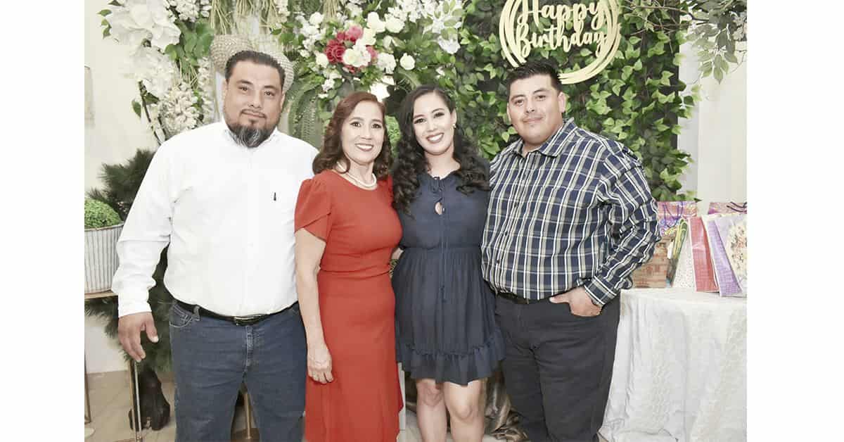 Celebran su cumpleaños