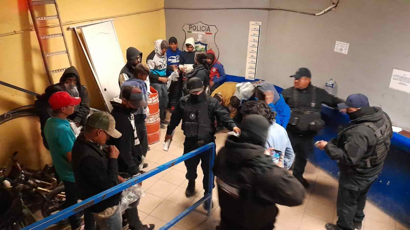 Un total de 17 sujetos fueron trasladados a la Comandancia.