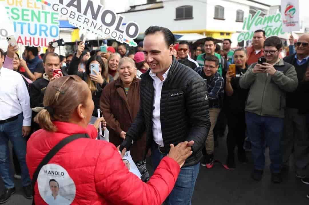 Se suman miles al proyecto: Manolo