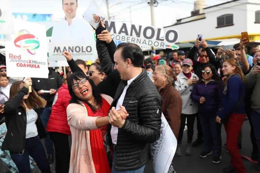 Se suman miles al proyecto: Manolo