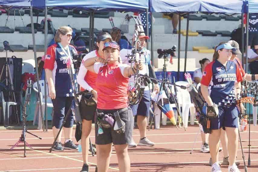 Monclovense nominada a la arquera del año
