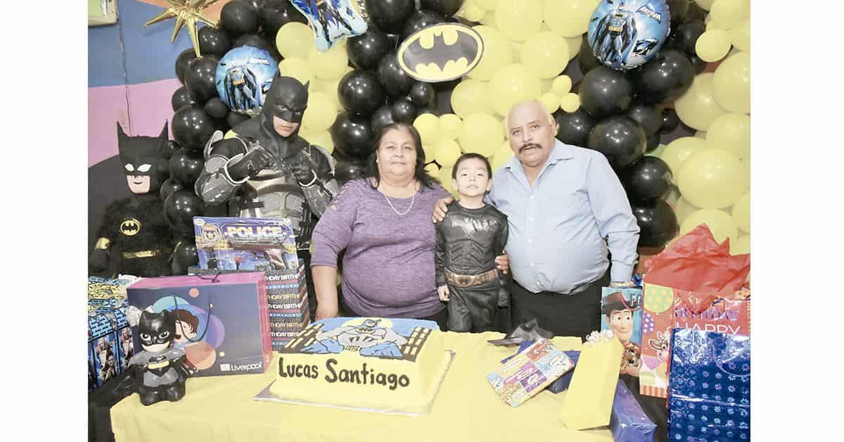 Celebran a Lucas Santiago