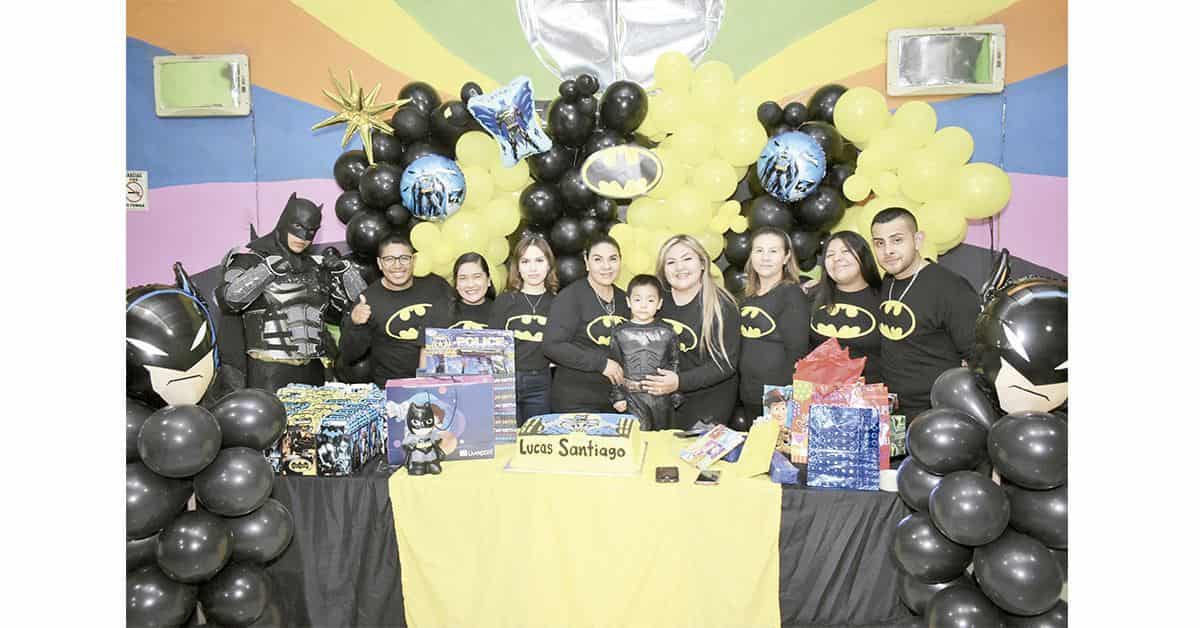 Celebran a Lucas Santiago