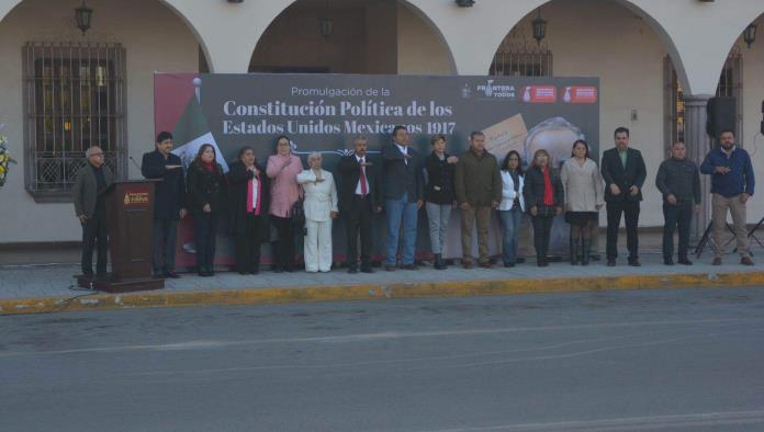 Conmemora Piña acontecimiento