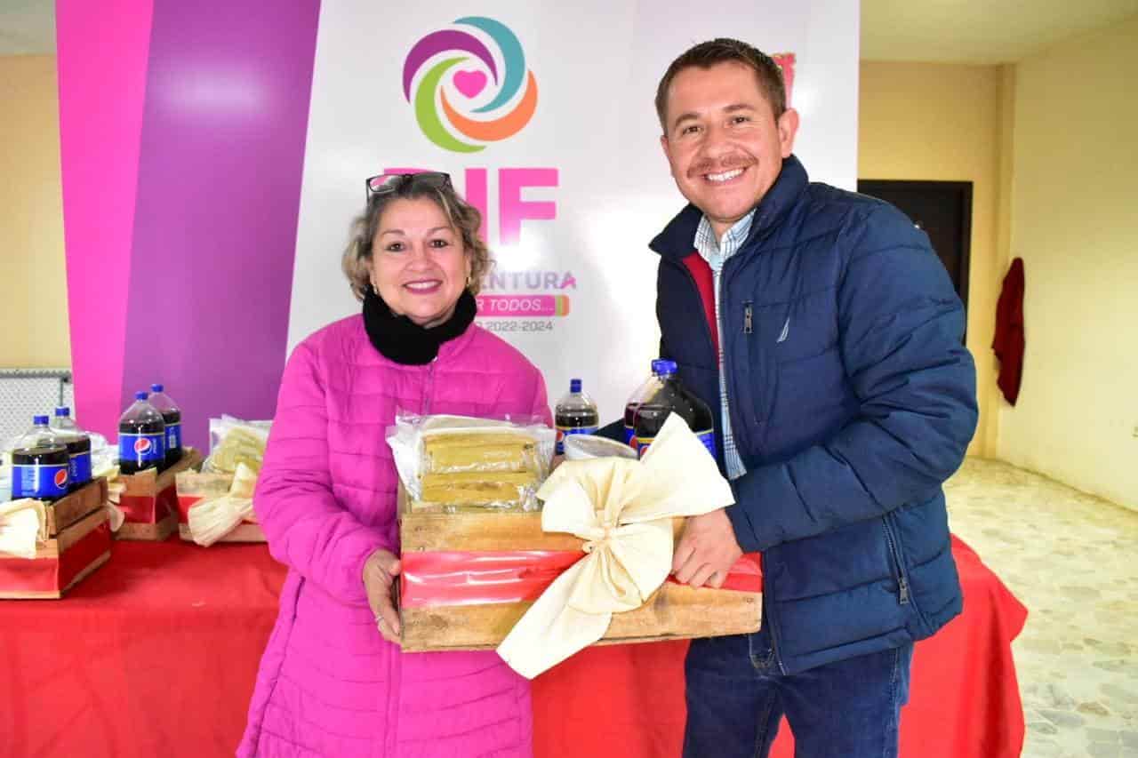 Bendice Candelaria a sabombonenses
