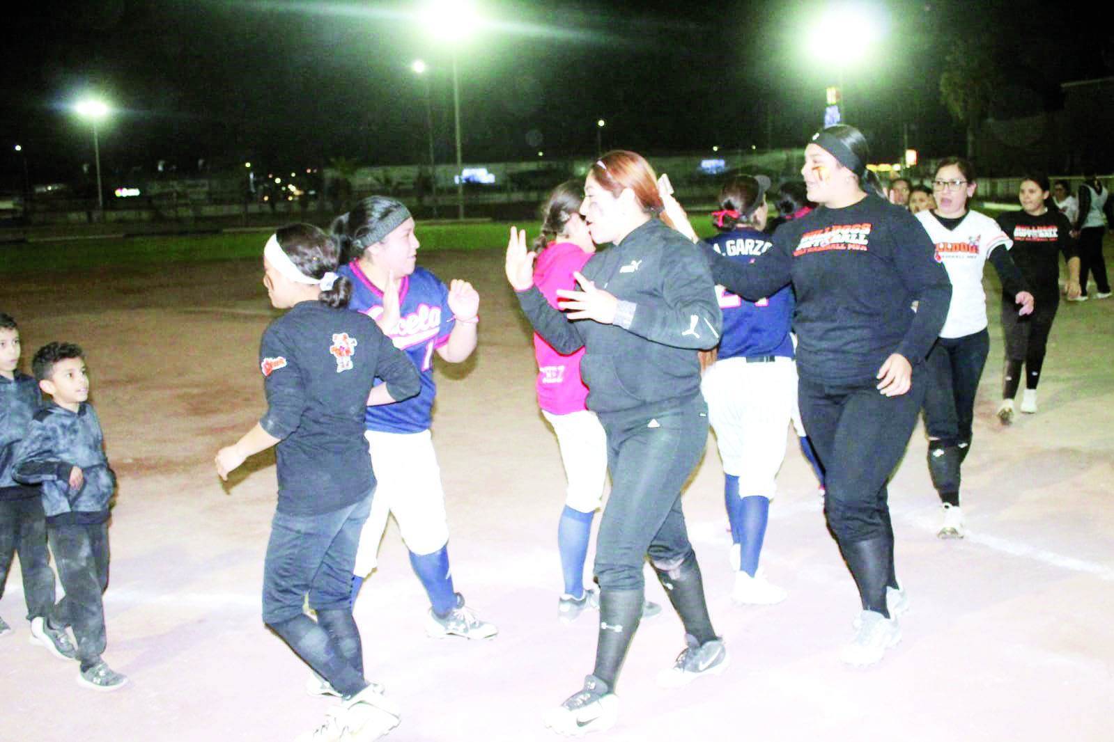 Gacelas “Las muchachas del regreso”