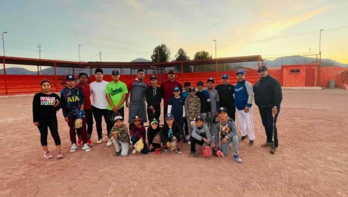 Dan Clínica de beisbol a “Nuevos Valores”