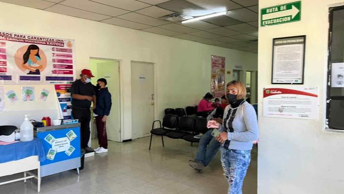 Recae salud del pequeño Regalado por su madre