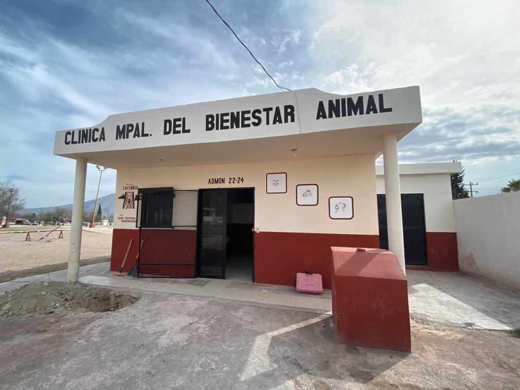 Opera en Castaños, Clínica de Mascotas