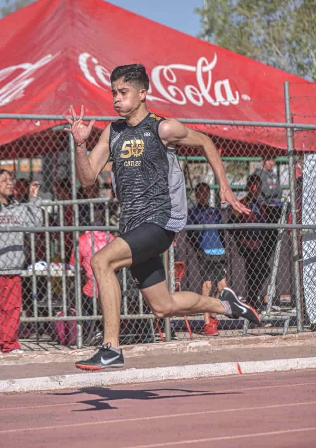 Apoya Beto a deportistas