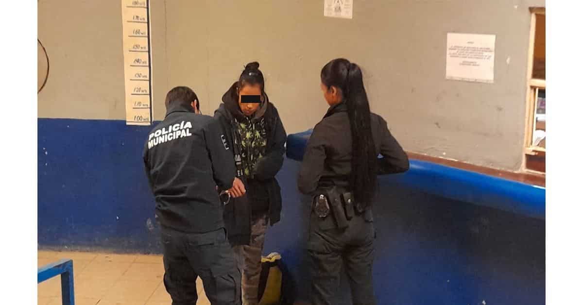 La mujer fue presentada ante el juez calificador y remitida a las celdas el resto de la madrugada.