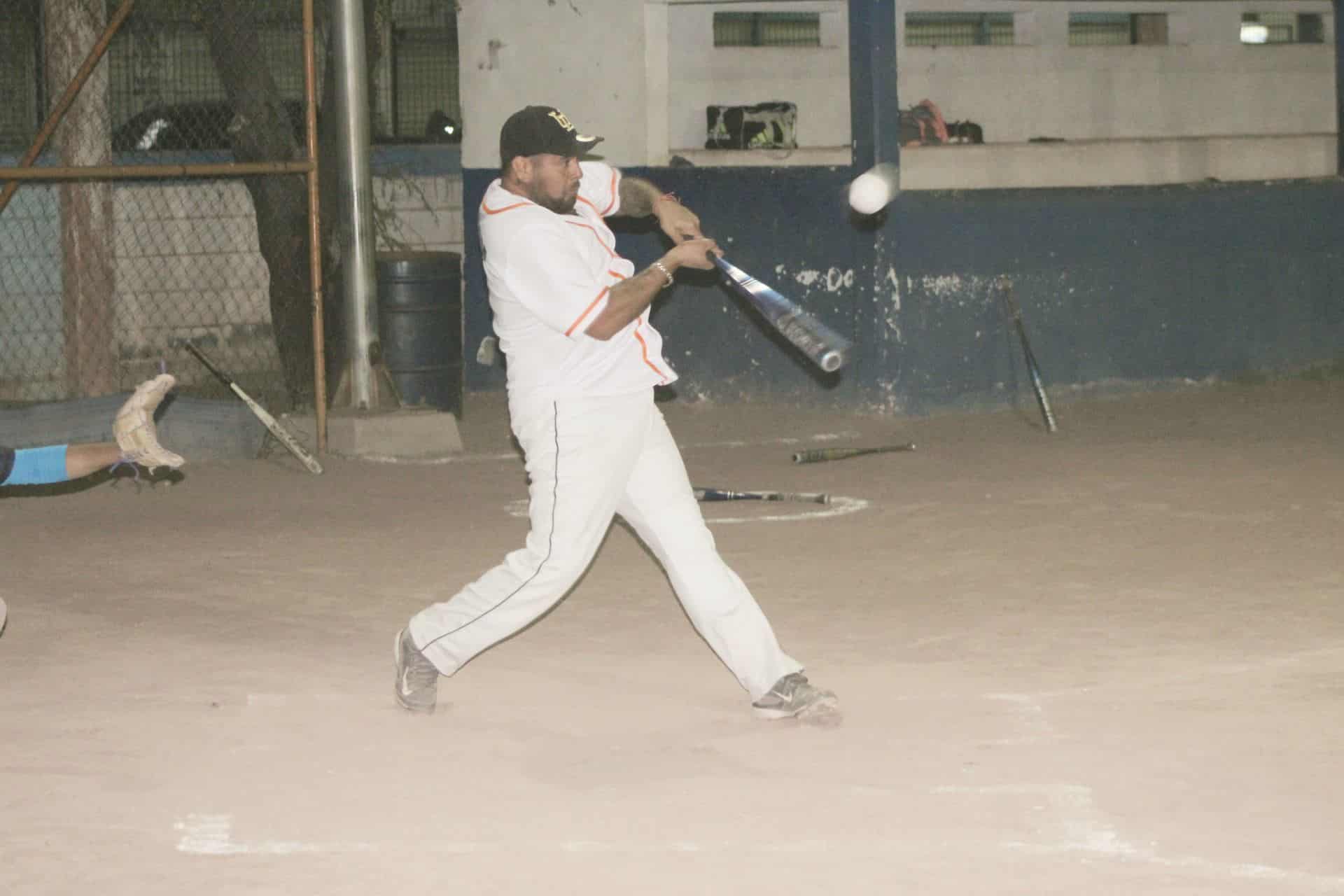 Los Bellacos ganaron en el diamante
