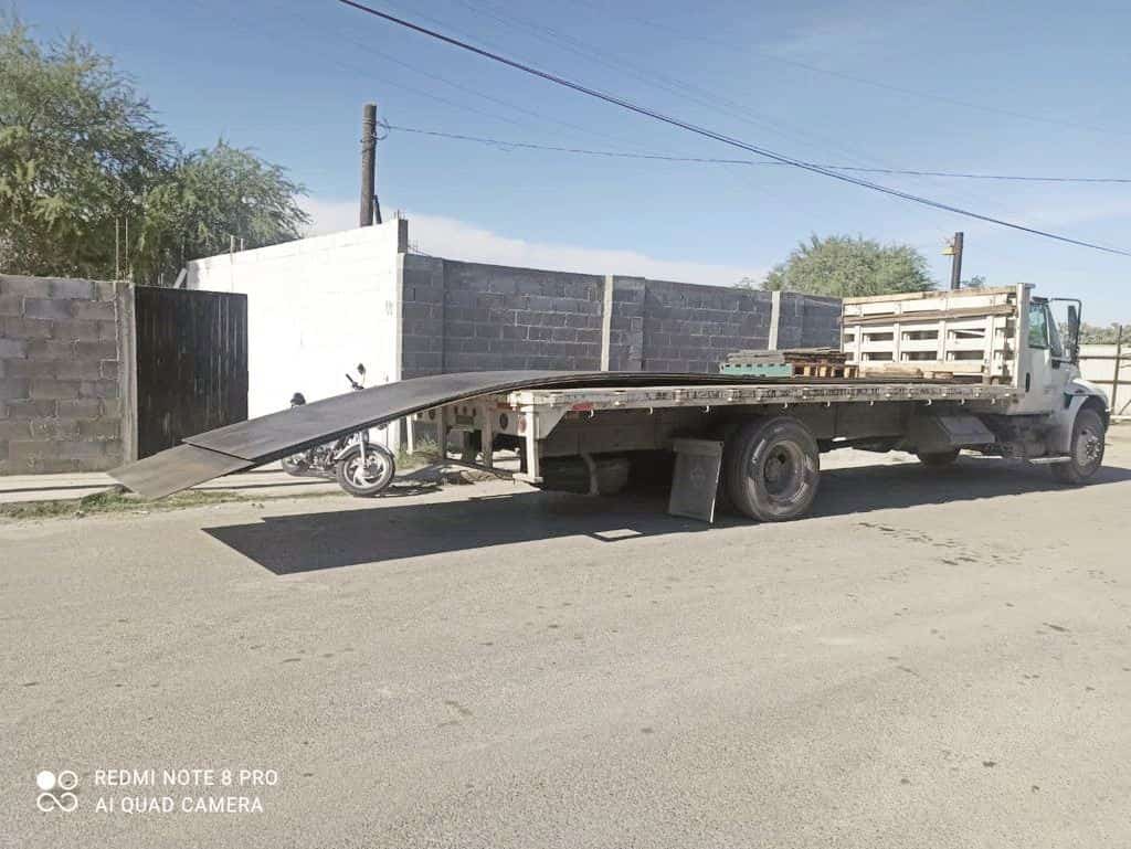 Solicitan vecinos reubiquen taller