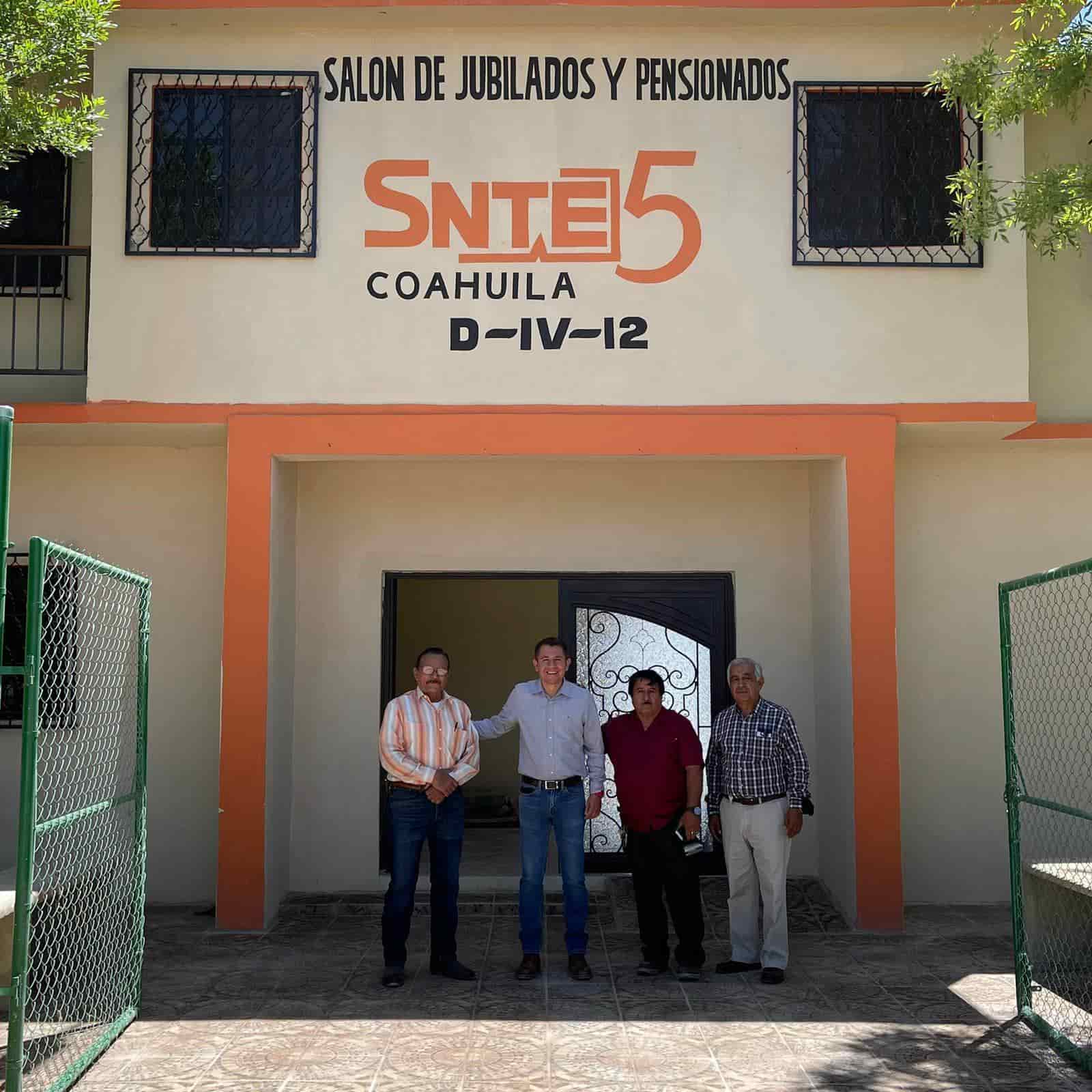 Remodelan salón de jubilados